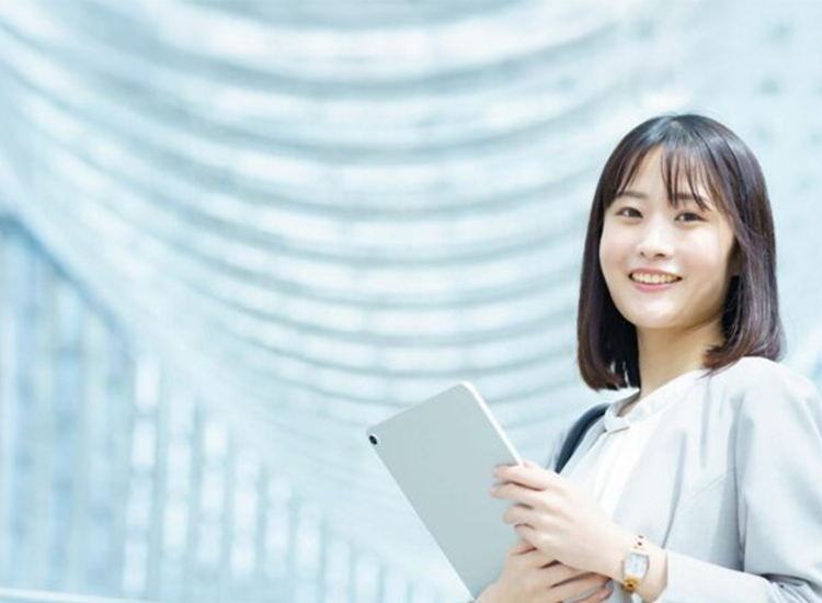 スタッフ_佐藤彩乃