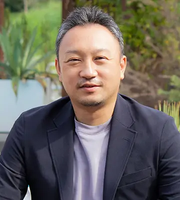 店長・営業 塩月 淳也