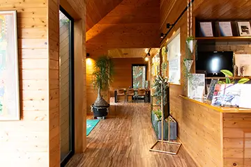 八千代本店　店内