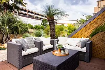 八千代本店　店外ソファテーブル