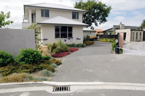 ニュージーランドの住宅外構事例 2