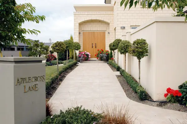 ニュージーランドの住宅外構事例 7