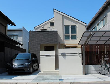 施工例　千葉県浦安市　新築外構工事　シンプル　セミクローズ　門柱　塀　駐車場　サイクルポート