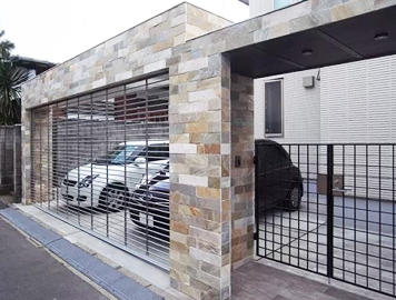 施工例　施工例　千葉県市川市　新築外構工事　ハイクラス　クローズ　駐車場　車庫扉　門扉