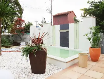 施工例　埼玉県八潮市　新築庭工事　ハイクラス　壁泉　池