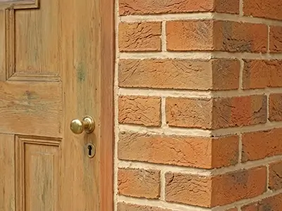 丈夫な材質で作られたカンナ物置